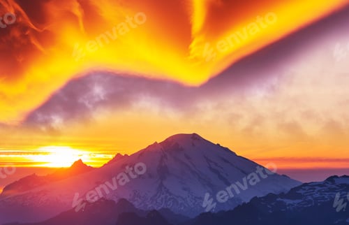 Preview: Mountains on sunset
