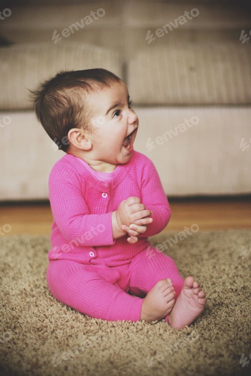 Preview: Happy baby girl