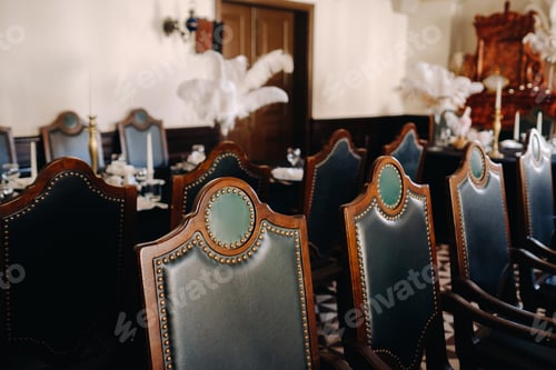 Preview: Antique chairs for a wedding evening in the restaurant of an old castle