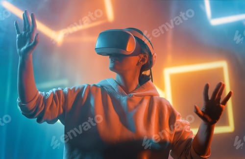 Preview: Woman with VR virtual reality goggles