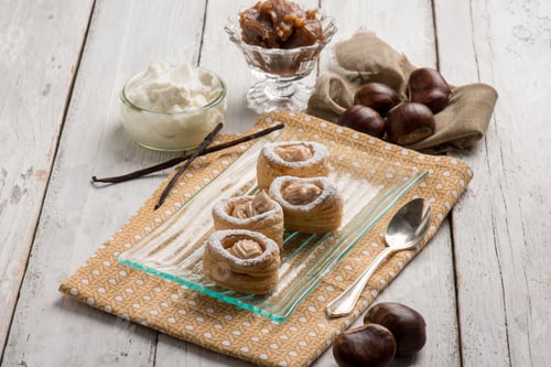 Preview: dessert canapes with chestnut cream