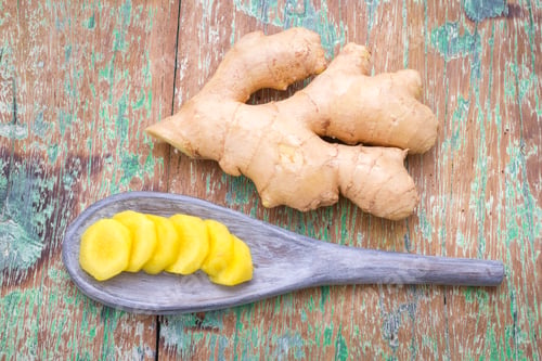 Preview: ginger roots on the table, top view