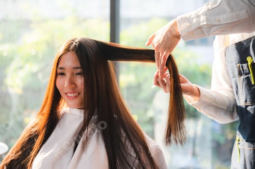 Preview: Haircut at a Bright and Sunny Salon
