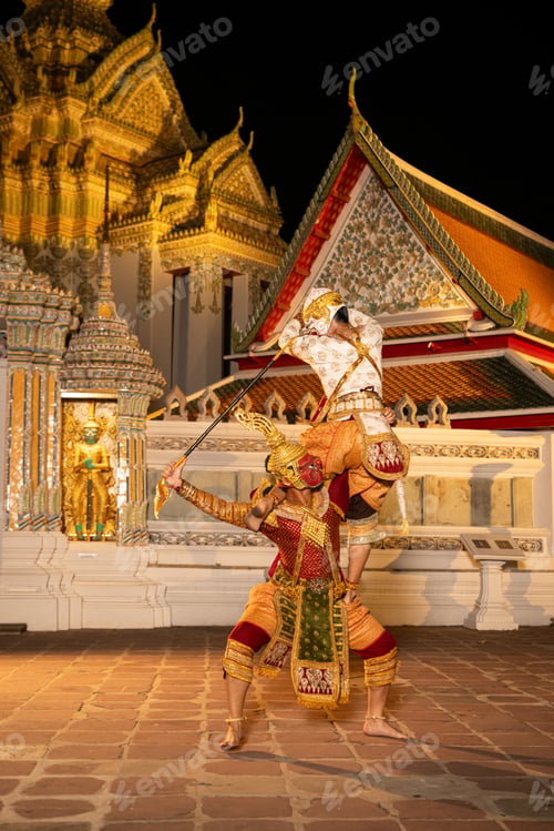 Preview: Close-up of two Thai Khon dancers wearing traditional masks