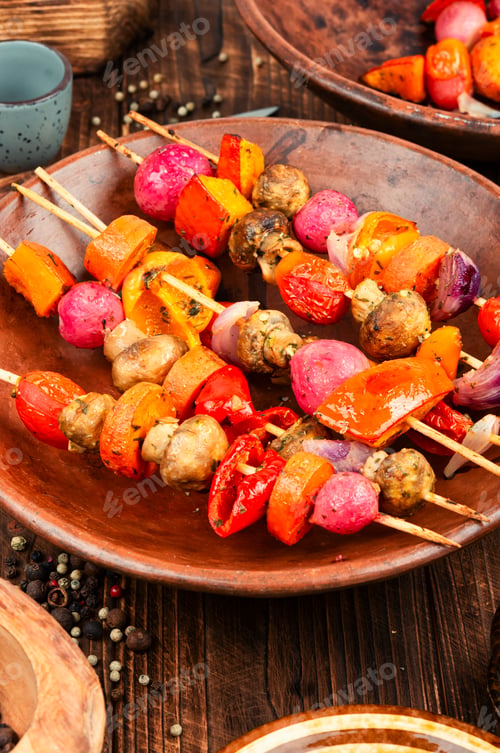 Preview: Tasty vegetables skewers.