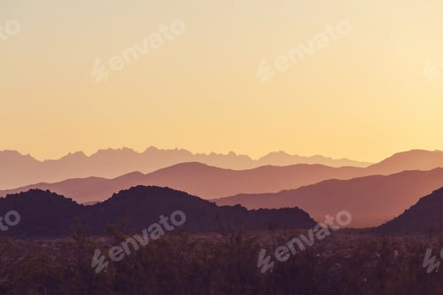 Preview: Mountains silhouette