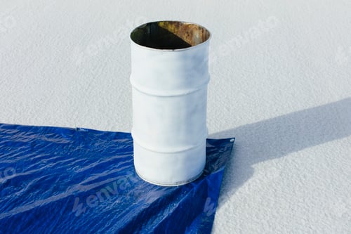 Preview: Painted white trash can and blue tarp on Salt Flats