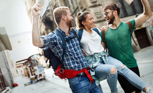 Preview: Happy group of tourists traveling and sightseeing