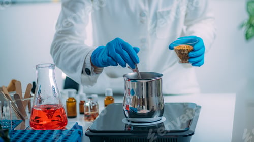 Preview: Woman Preparing Cosmetic Beauty Cream in Lab