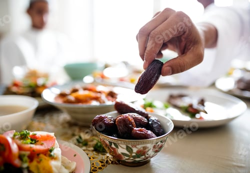 Preview: Middle Eastern Suhoor or Iftar meal