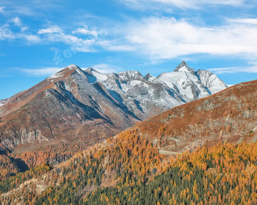 Preview: Wonderful autumn landscape at Grossglockner High Alpine Road with Grossglockner mountaine