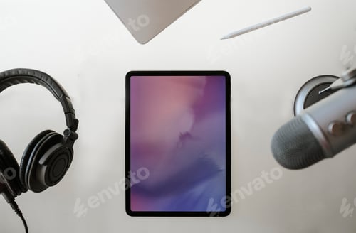 Preview: Blank tablet screen