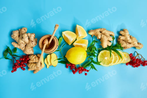 Preview: Flat lay of Immune boosting remedy, immunity boosting foods