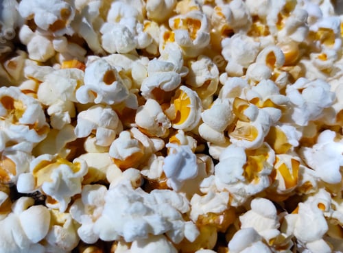 Preview: Popcorn, pile of hot And tasty crispy popcorn