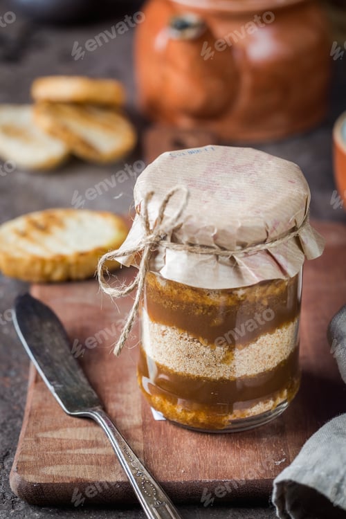 Preview: Homemade salted caramel sauce