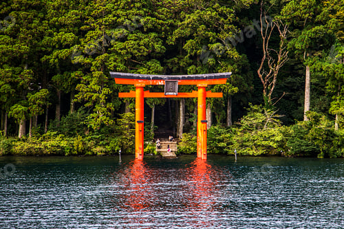 Preview: Hakone, lake Ashi