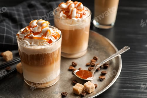 Preview: Glasses with delicious caramel frappe on tray