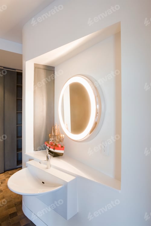 Preview: Luxury Bathroom