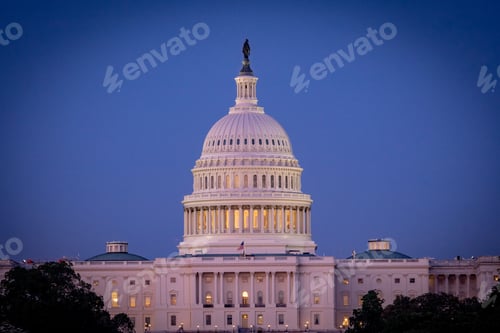 Preview: US Capitol Building at night
