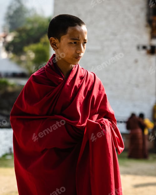 Preview: Bhutanese worshiper at Tshechu festival