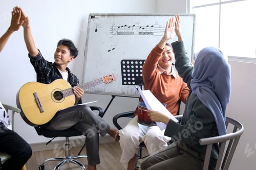 Preview: Music Class