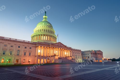 Preview: The United States Capitol building in Washington DC, United States of America