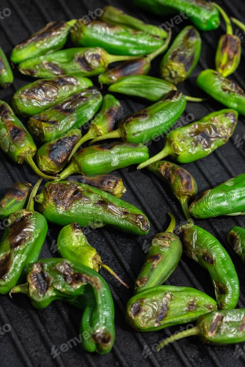 Preview: Grilled green pepper. Pimientos de padron, Spanish tapas