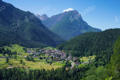Preview: Mountain landscape at Pieve di Cadore, on the cycleway