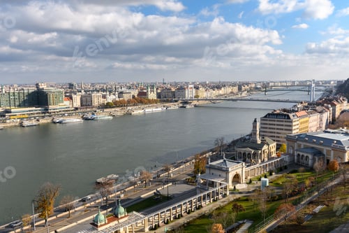 Preview: Beautiful cityscape of Budapest with bridges over Danube river, Hungary