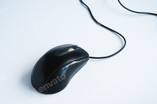 Preview: black wired mouse on the white background