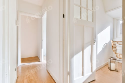 Preview: Interior of a spacious room