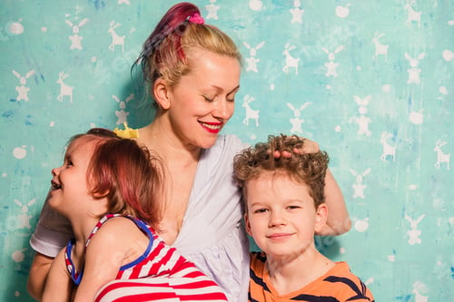 Preview: Family Photo. Mom With Children.