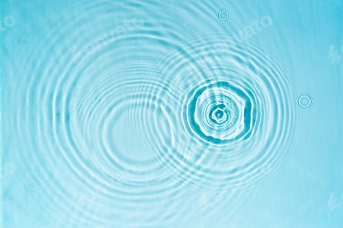 Preview: Blue transparent water texture with circles from drops