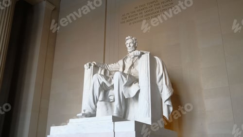 Preview: Abraham Lincoln Statue at the Lincoln Memorial