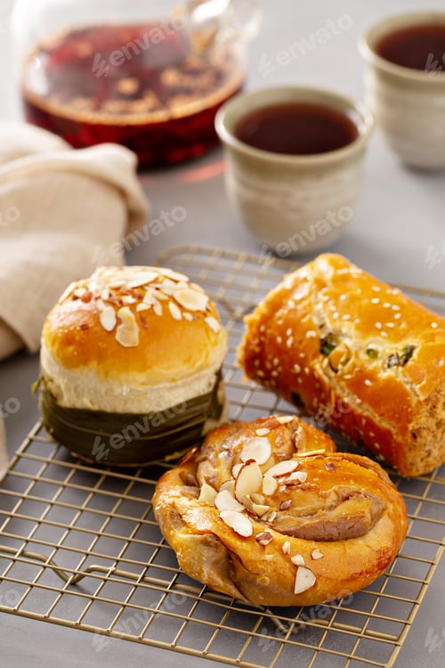 Preview: Asian style bakery treats, sweet and savory