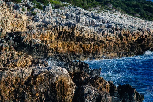 Preview: The waves of the sea on the stony beach of Kefalonia