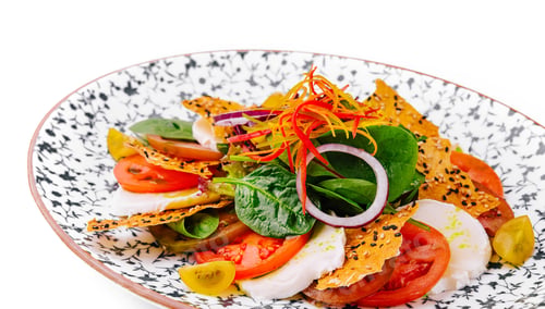 Preview: Caprice Salad sits on plate