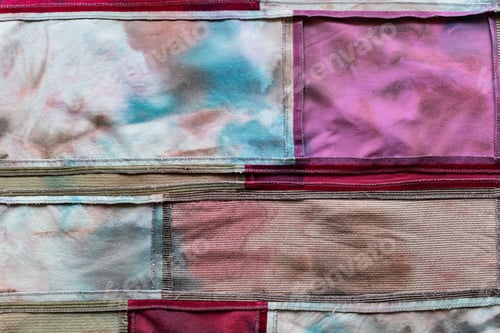 Preview: hand-sewn patchwork cloth from velvet and batik