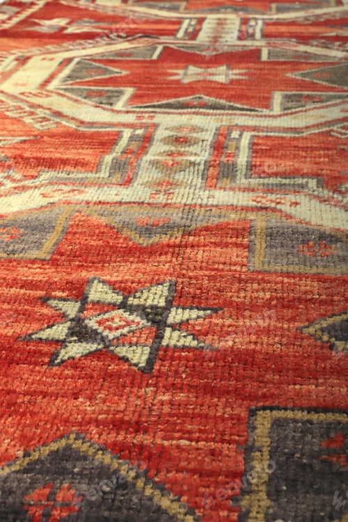 Preview: Textures and patterns in color from woven carpets