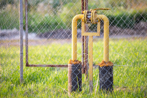 Preview: The gas valve on the yellow metal tube. Blocking damper on gas pipe.