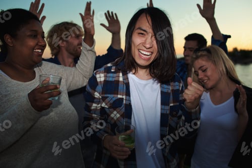 Preview: Dancing with cocktails