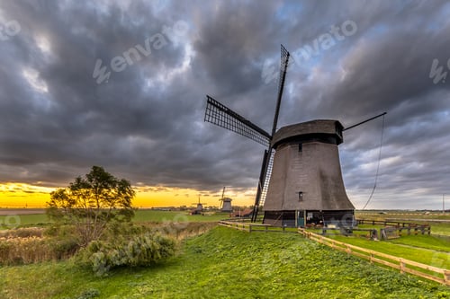 Preview: Traditional wooden windmill