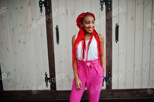 Preview: Fashionable african american girl red dreads