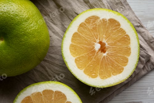 Preview: Fresh Organic Sweetie Ready to Eat, top view. Flat lay, overhead, from above.