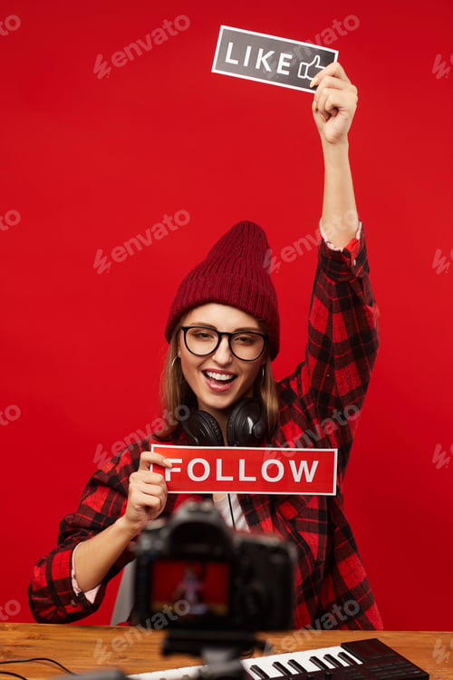 Preview: Follow and like