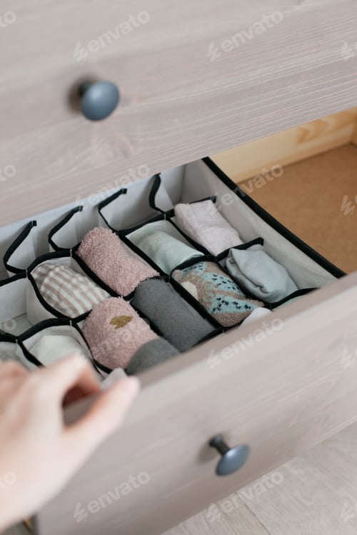 Preview: Organizing socks drawer and a gand opening the drawer (chest of drawers, folding socks