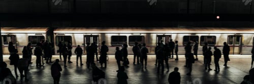 Preview: People waiting for a train on a platform