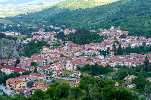 Preview: Landscape in Abruzzo: view of Alfedena