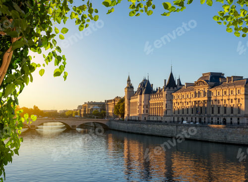 Preview: Supreme Court building on river