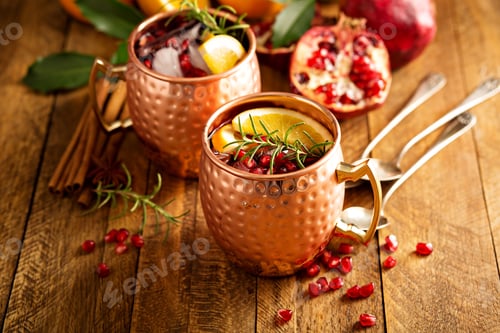 Preview: Christmas Moscow mule with pomegranate and orange